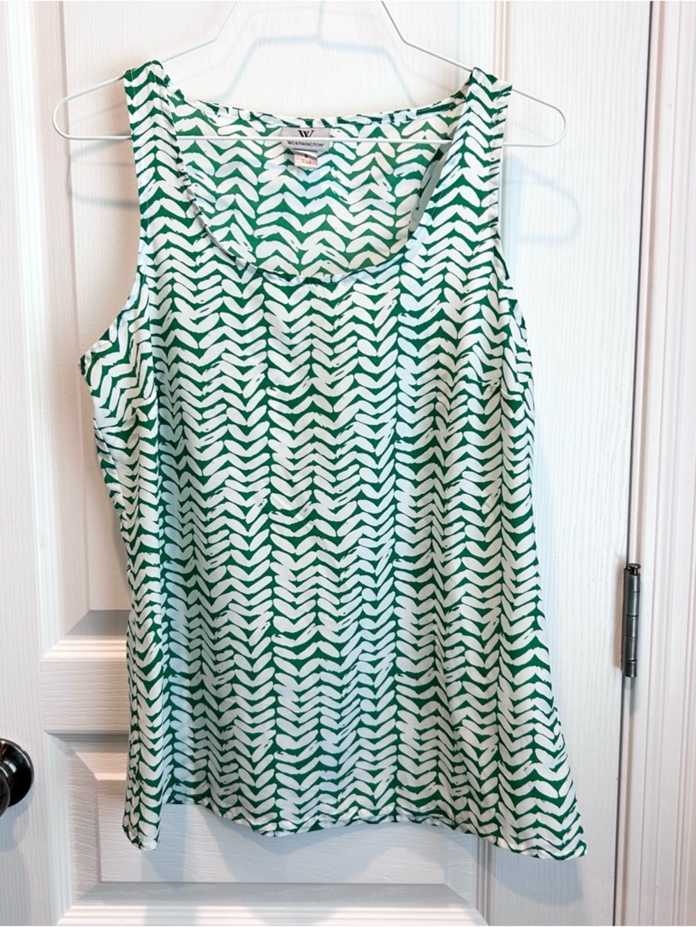 Worthington Women’s Green & White Chevron Print Sleeveless Blouse Tank Top Sz. S